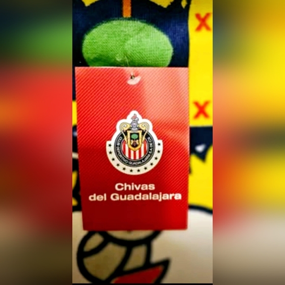 CHIVAS DE GUADALAJARA BEACH TOWEL - Picture 3 of 3